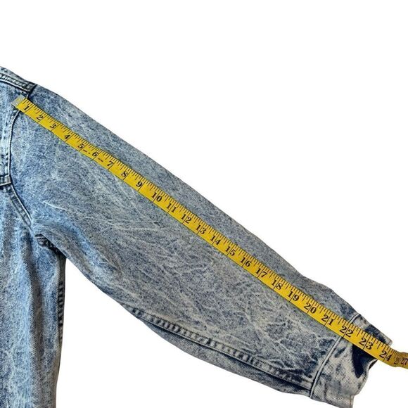 GAP Stonewashed Jean Jacket Size Large - Picture 9 of 12